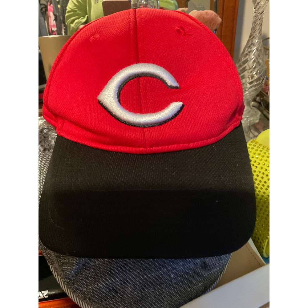 Cincinnati Reds MLB Baseball Cap Red Black Adjustable Mesh Hat White C Logo